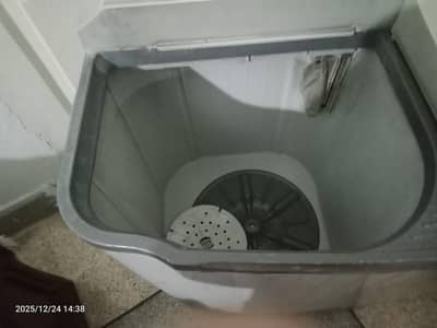 LG WASHING MACHINE