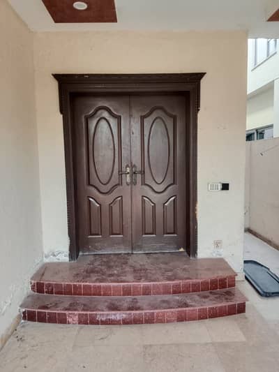 DHA Phase 5 model Design 8marla full house for rent 4 bedroom