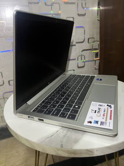 Hp ProBook 450 G7 | i5 10th | 15.6’ FHD display | 8gb 256gb