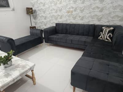 L Shaped Sofa With Dewan