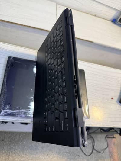 Lenovo X1 yoga I5 8th Gen in 10/10 Condition