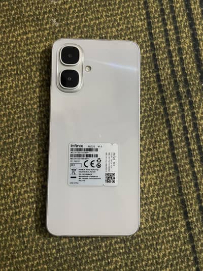 Infinix smart 10 titanium silver