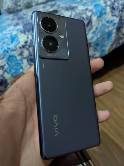 vivo y78 plus
