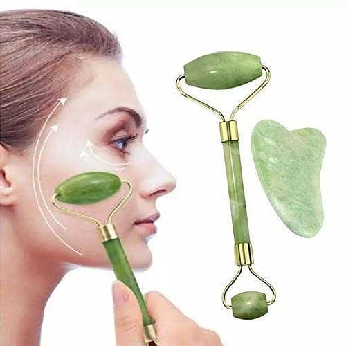 Jade Roller & Gua Sha Set Face Roller Anti-Aging Facial Roller Natural Green Jade Beauty Massager Tool Skin Care Tool for Face Neck Eye to Reduce Wrinkles and Relax Body Muscles