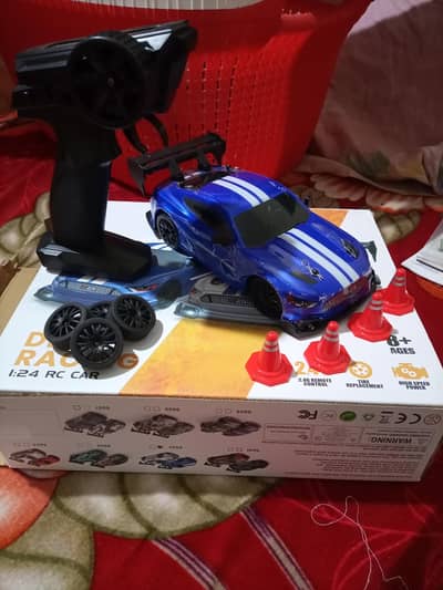 High-Speed 4WD RC Drift Car