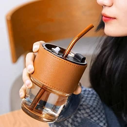 Glass Reusable Coffee Mug with Heat Resistant Leather Wrap Glass Water Cup with Glass Straw and Leakproof Lid Glass Tumbler for Coffee,Tea, Milk Beverages