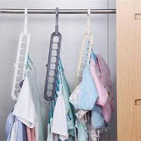 Magic Clothes Hanger Organizer with Rotating Anti-Skid Folding Design – Space-Saving and Multifunctional Plastic Storage