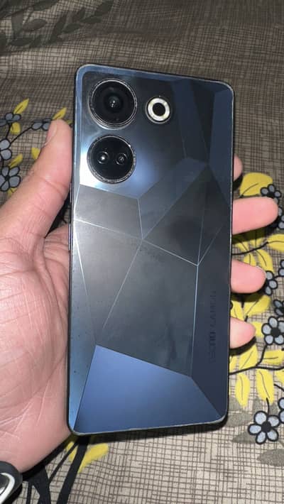 Tecno camon 20