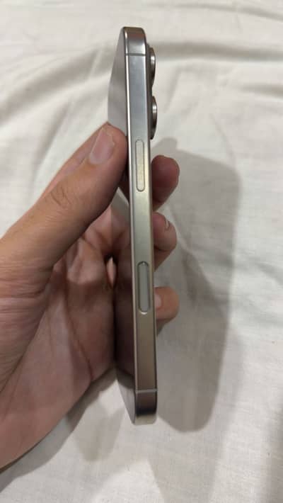 IPhone 16 pro 128 gb