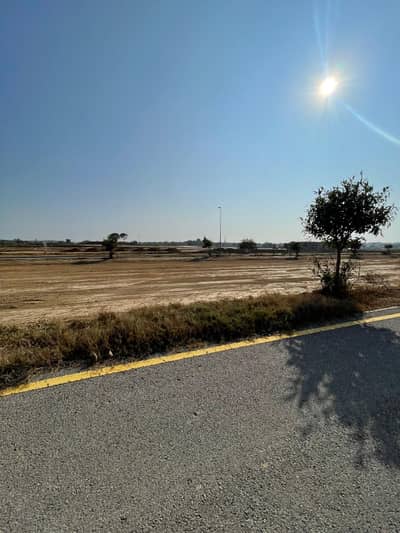 5 Marla Plot for Sale in New Metro City Only 3.50 Lac per Marla