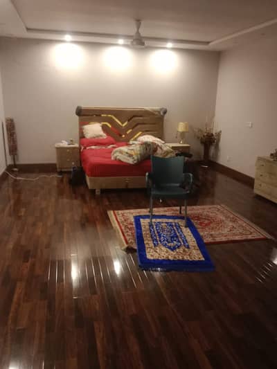 House is available for Rent