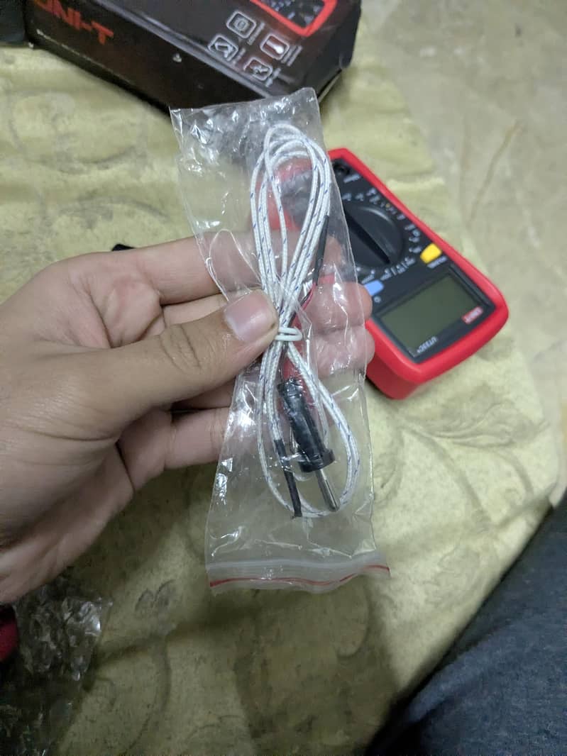 Digital Multimeter 16