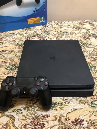 Ps4 slim sealed console 500gb