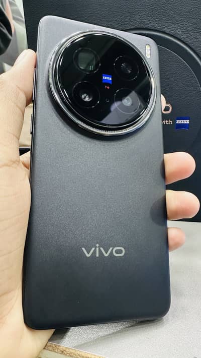 Vivo X200 Pro 16GB 512GB official PTA approved with complete Box