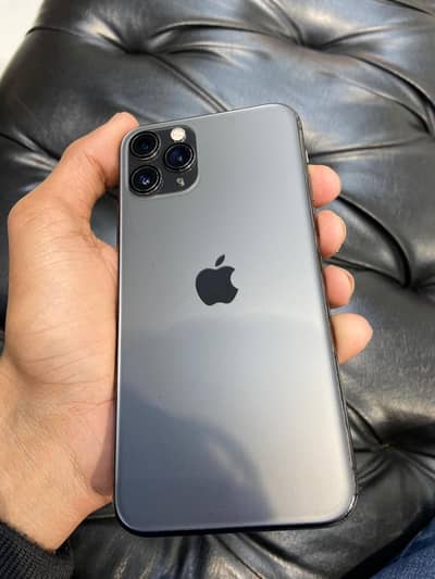 I PHONE 11 PRO