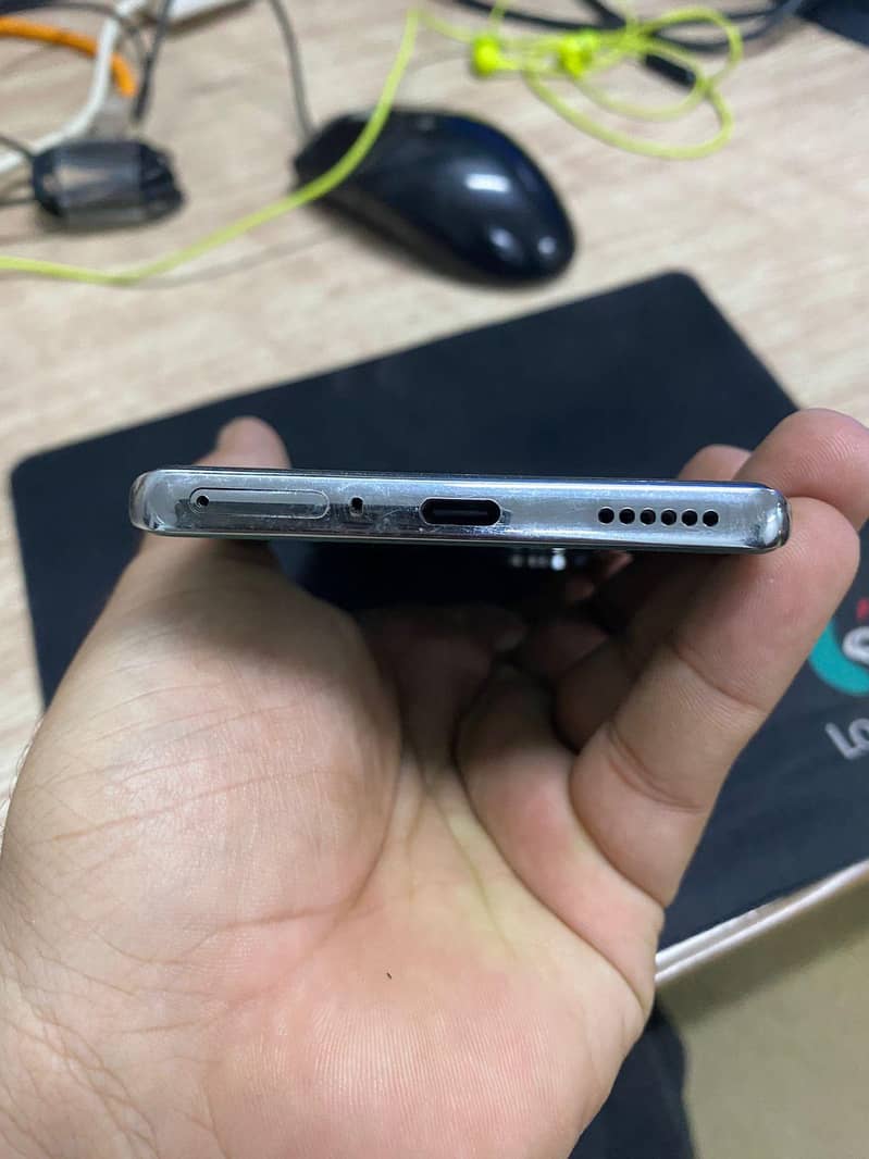 Tecno Camon 40 Pro PTA Approved 3