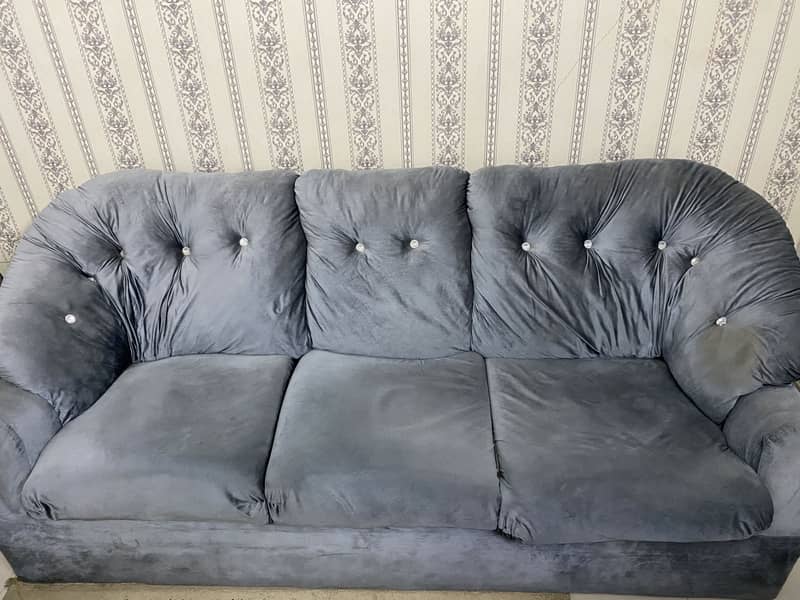 Sofa set 0