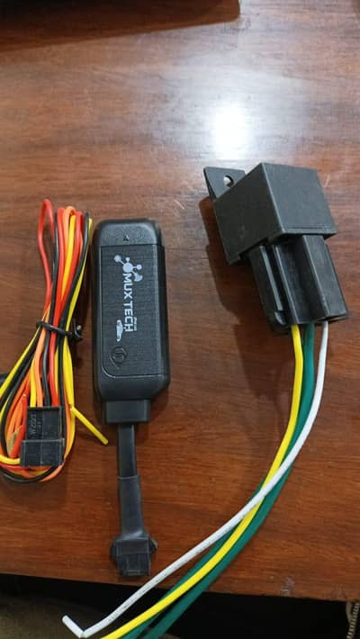 Mux Tech car Tracker –Real-Time Vehicle Tracking