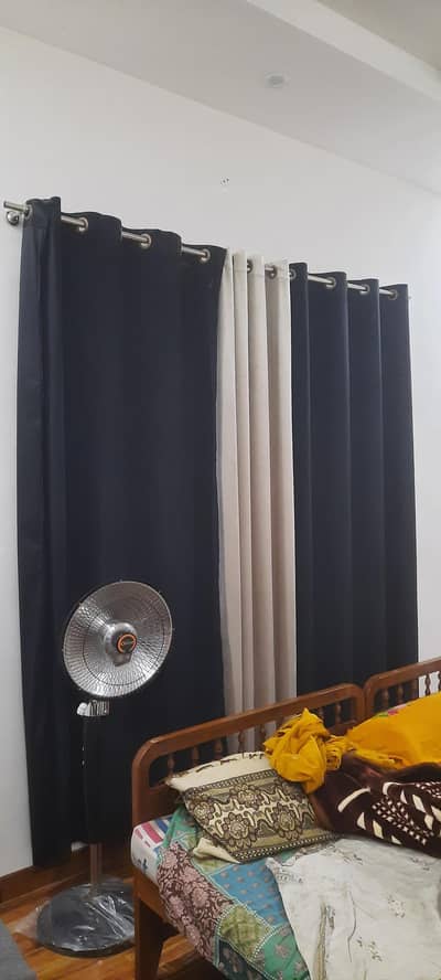 10/10 walvet curtains