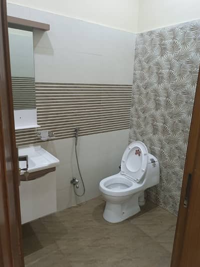 10 Marla House For Sale J Block LDA Avenue