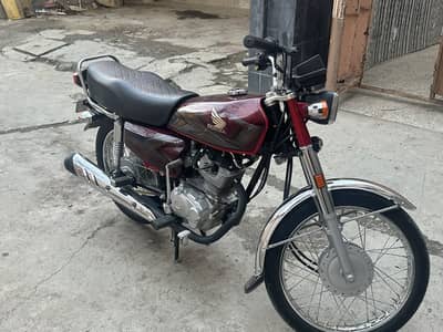 125 2025 model red islamabad number