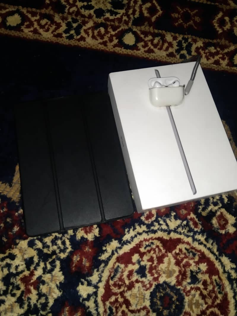 (IPAD 9 Generation) 1