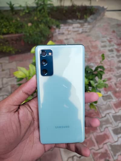 Samsung S20 Fe 6/128 for sale