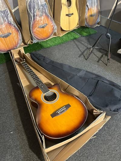 Guitar Era // box pack 40 inches guitar with accessories