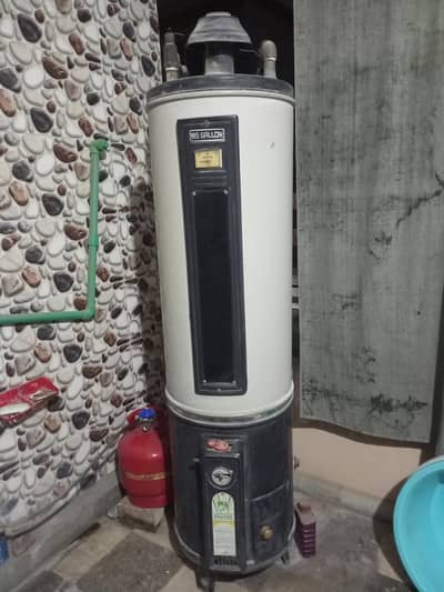 35 Galon gyser for sale not repaired