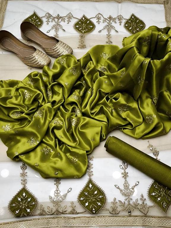 Fancy 4PC Embroidered Dress – Shamooz Silk Shirt, Indian Net Dupatta, Kattan Trouser & Matching Clutch