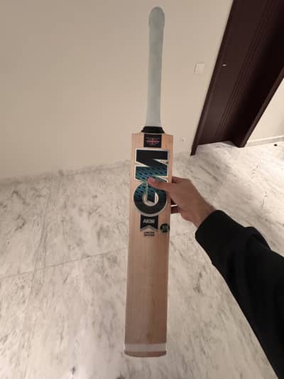 Hardball Bat, Grade 2 English Willow