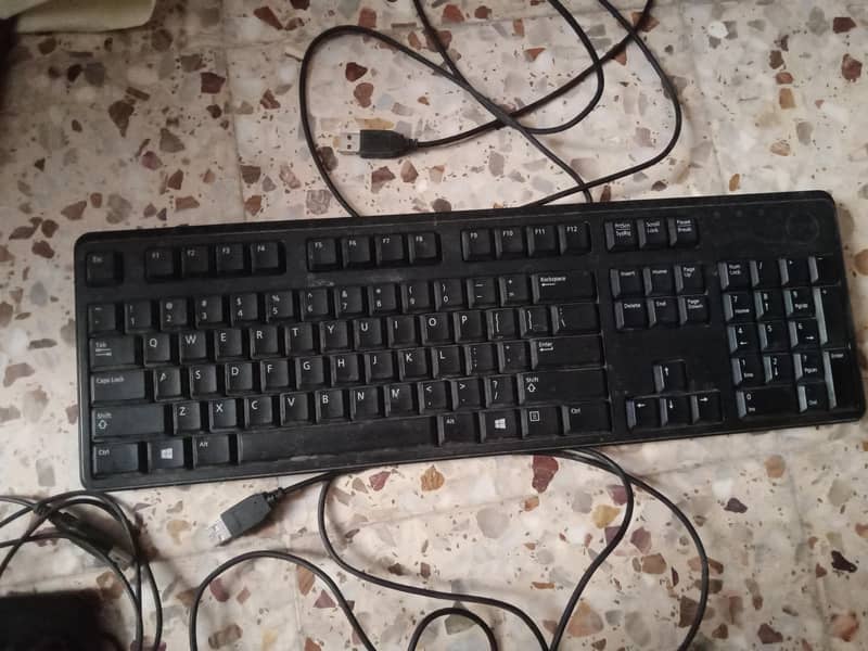 Computer Keyboard 0