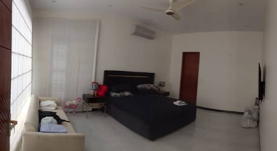 BRAND NEW 500 YARDS FIRST FLOOR PORTION FOR RENT