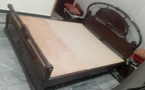 2 side tables /Double bed /Bed /Wooden bed/king side