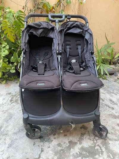 Armadillo twin folding pushchair -Black jack