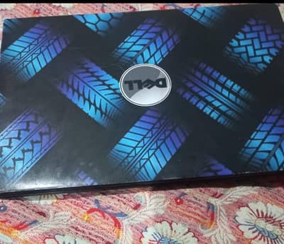 Dell vostro 15 3568 core i5 7th Gen 12 RAM dual SSD intel HD 620