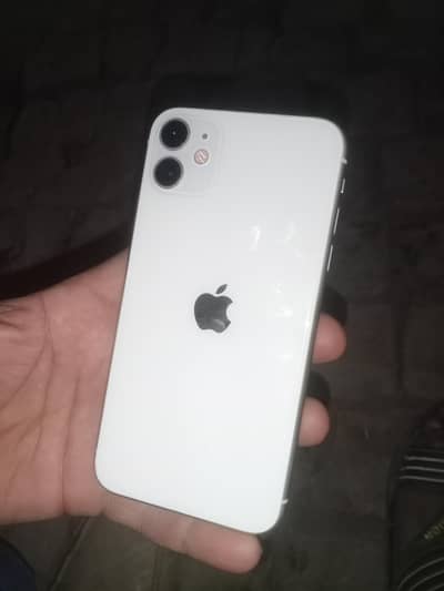 iphone 11 white color all okay