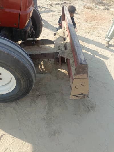 fiat 640 front blade for sell urgent. .