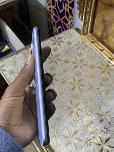 Vivo y20  4/64 all ok