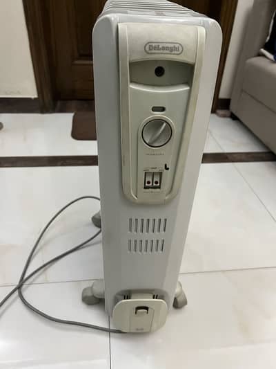 Delonghi oil filled heater