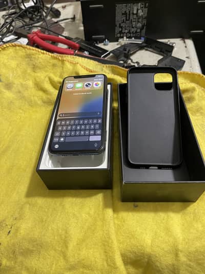 Iphone 11 pro dual Pta Approved Full box Samsung Galaxy S22 Ultra