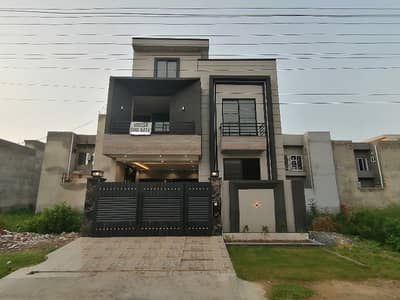 Prime Location 5 Marla House For Sale In Jubilee Town - Block F