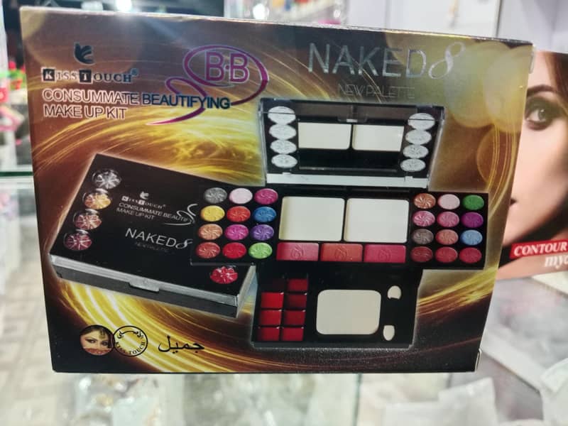 makeup kit 1