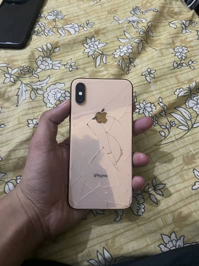 I phone XS
