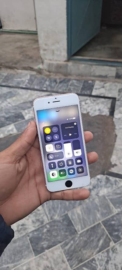 IPHONE 6S PTA APPROVED URGENT SELL