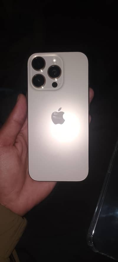 Iphone 16 pro Jv Dessert colour