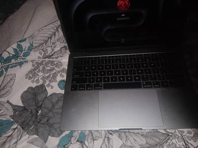 MacBook 2017 pro 15 inch