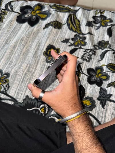 Iphone 14 pro max JV purple colour