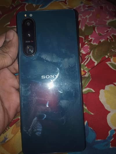 SONY EXPERYA 5 MARK 3