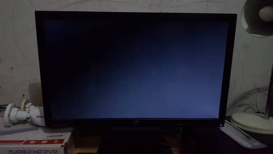 22 inch LCD Hp crystal with multimedia speakers and camera